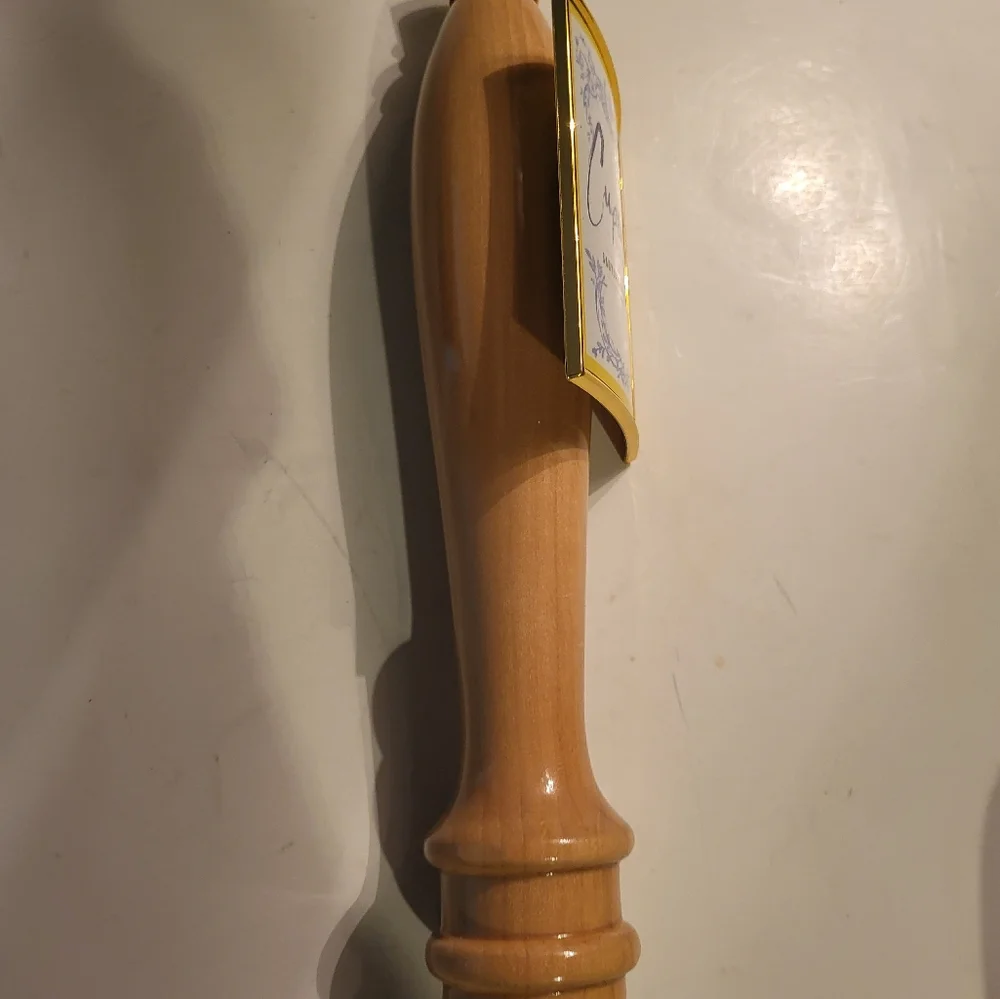 Cupcake Vineyard Tap Handle Rare